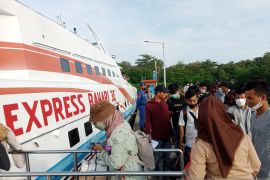 Harga tiket kapal cepat rute pelabuhan Tanjung Pandan - Pangkal Pinang naik
