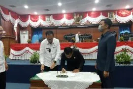 Rapat paripurna pengesahan perubahan APBD Belitung sempat ditunda dua jam
