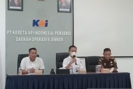Selamatkan aset negara, KAI Daop Jember gandeng Kejari