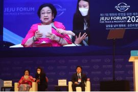 Megawati Soekarnoputri serukan hentikan perang di Jeju Forum