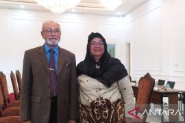 Menteri LHK temui Wali Nanggroe Aceh, ini yang dibahas