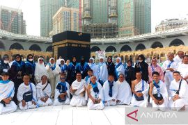 Ongkos umroh naik 30 persen, warga Kalsel tetap antusias
