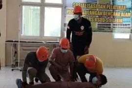 BPBD Kota Kupang latih perawat evakuasi korban bencana alam