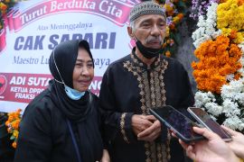 Cak Kartolo kenang Cak Sapari saat berproses di berbagai lakon ludruk