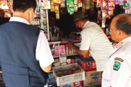 Satpol PP Magetan bersama Bea Cukai Madiun razia peredaran rokok ilegal