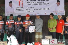 Wabup HSS salurkan bantuan ke panti asuhan