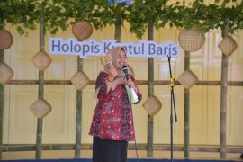 Bupati Sleman membuka gelar budaya "Ngrowhod" Girikerto