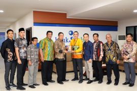 Komisi II DPRD HST kaji peran Bank Kalsel terhadap pembangunan daerah