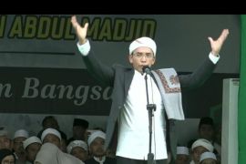 Menyemut, puluhan ribu jamaah hadiri Hultah NWDI ke-87 di Pancor