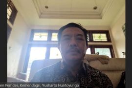 Dirjen Bina Pemdes pantau pilkades di Denpasar secara virtual