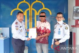 Bapak SA sukses selesaikan paket c selama di penjara