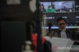 Sidang Pledoi Ade Yasin