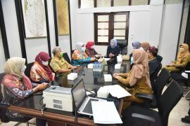 Kemenkes RI verifikasi lapangan empat sentra pangan jajanan di Surabaya