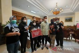 Pelarangan perdagangan daging anjing di Solo, DMFI siap dampingi pemkot