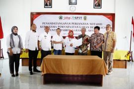 Pembangunan pabrik garam di Pati, serap tenaga kerja lokal