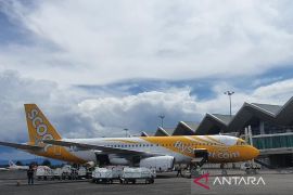 Bandara Samrat Sulut aktifkan AEC tanggulangi keadaan darurat akibat erupsi Gunung Ruang