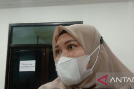 KPK periksa mantan Bupati Muarojambi Masnah Busro kasus "Ketok Palu"