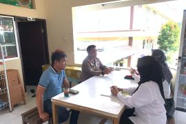 Personel Ditreskrimsus Polda Banten dampingi Kemensos ke Lebak cek dugaan KPM tak terima PKH