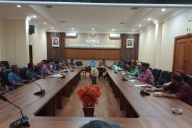 Petani hutan Tulungagung mengeluh tak bisa akses pupuk bersubsidi