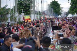 Jumlah peserta pembuat "bubur ayak" di Jambi masuk rekor MURI