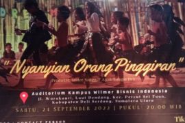 Sasude pentaskan drama musikal "Nyanyian Orang Pinggiran"