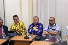 Kuasa Hukum sebut Gubernur Lukas Enembe tak hadiri pemeriksaan KPK karena sakit