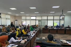 Perwakilan ojek daring minta pemerintah daerah cairkan dana bantuan PMK