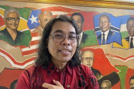 Painting maestro Basoeki Abdullah still inspiring young artists