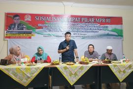 Anggota DPD RI Alirman Sori minta pemerintah tegas soal penyaluran BBM subsidi