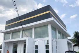 Masjid mirip Ka'bah di Jambi