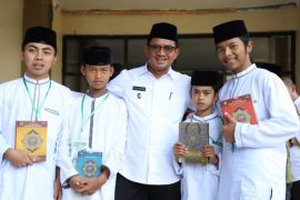 Wakil Bupati Garut ajak elemen masyarakat pertahankan budaya "Magrib Mengaji"