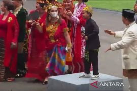 Dimeriahkan Farel Prayoga, Khofifah ajak masyarakat hadiri peringatan HUT ke-77 Jatim