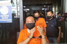 Putri pedangdut ditangkap karena kasus  pencurian sepeda motor, uangnya untuk ini