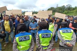Polres Bukittinggi gelar simulasi penanganan rusuh Pemilu