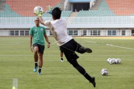 Latihan Timnas Jelang Kualifikasi Piala Asia AFC U-17 Page 1 Small