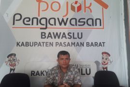 Bawaslu Pasaman Barat  perpanjang pendaftaran Panwascam  akomodasi keterwakilan perempuan