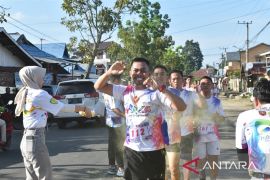 Ratusan peserta ikuti Color Run 5K yang digelar Kodim 1002/HST
