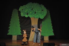 Pelajar di Bali ikuti kontes operet sebagai kegiatan seni