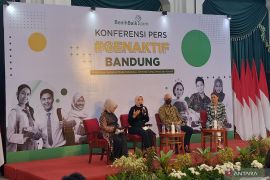 Ketua PKK Jabar: Tumbuh kembang anak juga harus didukung peran ayah