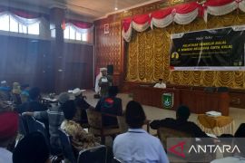 Pertamina Dumai beri pelatihan sembelih halal bagi pedagang ayam