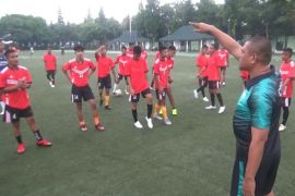Tim sepak bola Sultra matangkan persiapan berlaga di Piala Kasad 2022