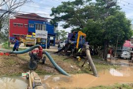 Atasi banjir di Palembang, BBWS operasikan dua unit pompa air