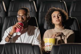 Sport jantung saat nonton film horor buat kalori terbakar lebih banyak ?