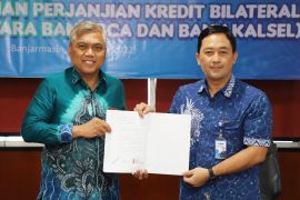 Bank Kalsel bersama Bank  BCA  tandatangani pinjaman bilateral