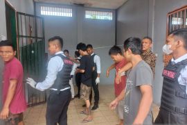 Lapas Lubukbasung razia blok dampak WBP terlibat peredaran narkotika