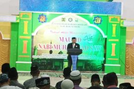 Bupati harapkan umat Islam Biak teladani cinta damai Nabi Muhammad SAW