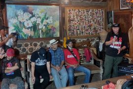 Tokoh Aremania serukan perdamaian kepada semua suporter di Indonesia