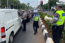 Polres Karawang optimalkan sosialisasi keselamatan berlalu lintas pada Operasi Zebra Lodaya 2022