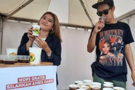 Seribu cangkir kopi gratis dinikmati pengunjung "Ngopi Saraosna"