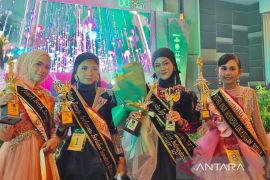 Wakili Sumut, empat putri Madina ikuti ajang pemilihan Putri Batik Remaja Indonesia 2022